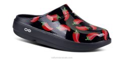 Chili Pepper OOFOS Women's OOcloog Limited Edition Clog 404R92